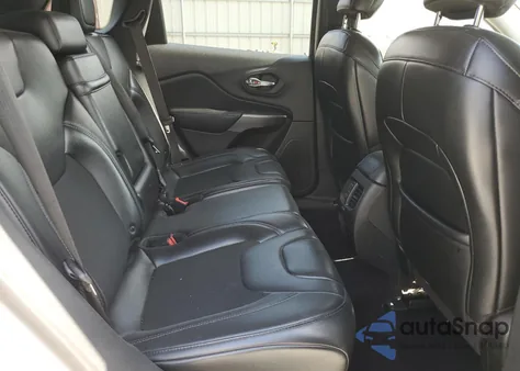 2019 Jeep Cherokee Latitude Plus z USA, uszkodzony, nr VIN 1C4PJLLX0KD353677